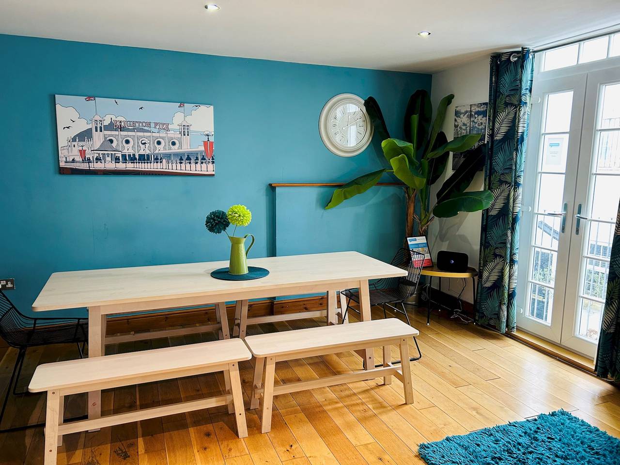 Pebble Mews Free Parking | By My Getaways in Brighton, Sussex