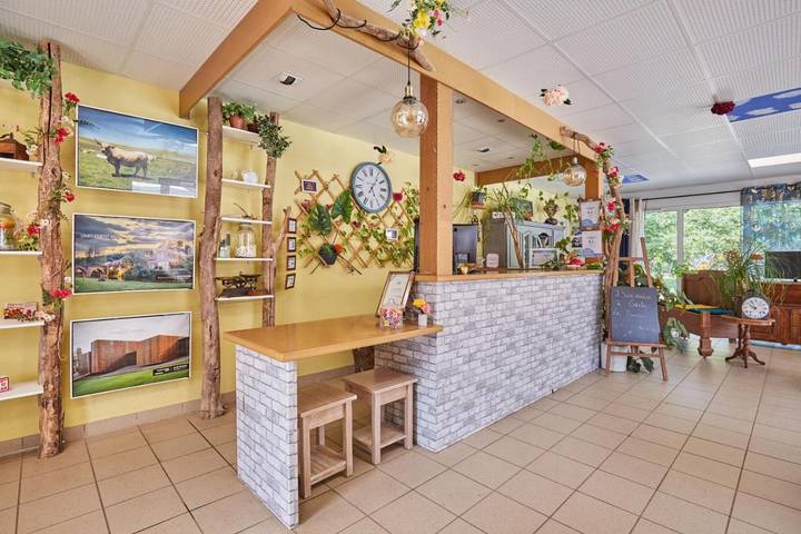 Parc de vacances pour 6 personnes, avec balcon et piscine dans l' Aveyron - 4