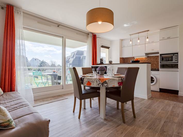 Gîte pour 4 personnes, avec terrasse à Trouville-sur-Mer - 2