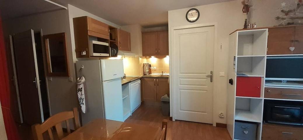 Gîte pour 6 personnes, avec sauna et vue ainsi que terrasse et piscine, animaux acceptés à Saint-Pancrace - 4