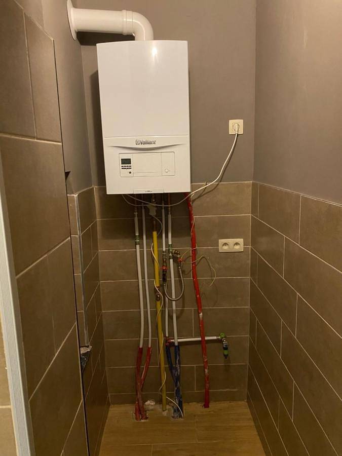 Gîte pour 7 personnes, avec jardin dans Montignies Sur Sambre - 3