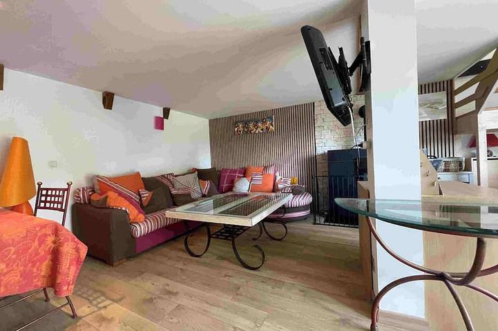 Maison de vacances pour 10 personnes, avec jardin dans L'Aubrac