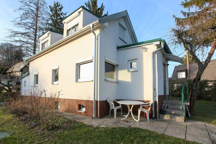 Ferienhaus für 4 Personen, mit Balkon/Terrasse und Garten sowie Ausblick in Wien
