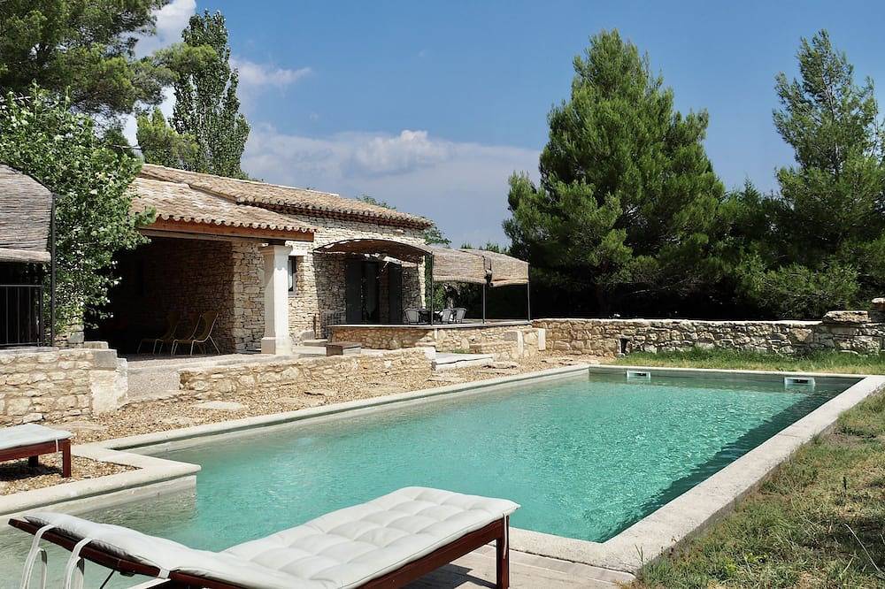 Charmantes Landhaus aus Stein-Gordes, Luberon. Gemeinschafts-Pool 2 Häuser 10x5 in Gordes, Regionaler Naturpark Luberon