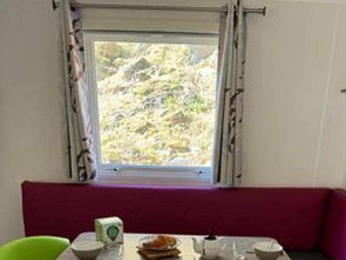 Camping Sites et Paysages - Pyrénévasion  - Mobilheim 5 personen - Troumouse 2 Schlafzimmer Tv Lv Halbüberdachte Terrasse in Sazos, Nationalpark Pyrenäen