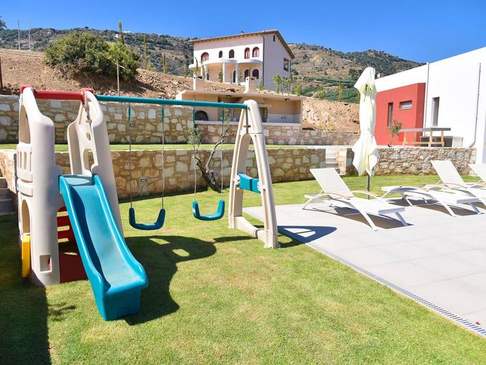 Bungalow für 6 Personen, mit Balkon und Garten sowie Pool auf Kreta - 4