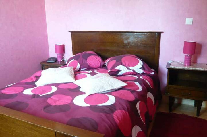 Gîte pour 4 personnes, avec jardin à Saint-Quentin-sur-le-Homme - 2