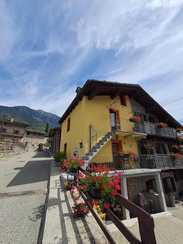 Gîte pour 2 personnes, avec balcon et vue à Saint-Christophe