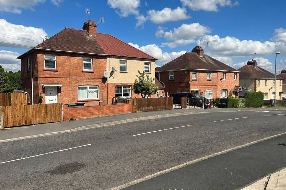 Worcester Town home& Gardens in Worcester, Worcestershire