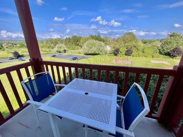 Gîte pour 5 personnes, avec piscine ainsi que balcon et jardin à Saint-Arnoult