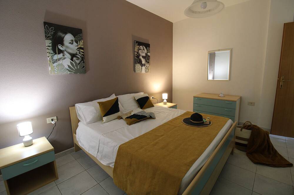 Entire apartment, Apartment in front of the beach in La Caletta, Siniscola