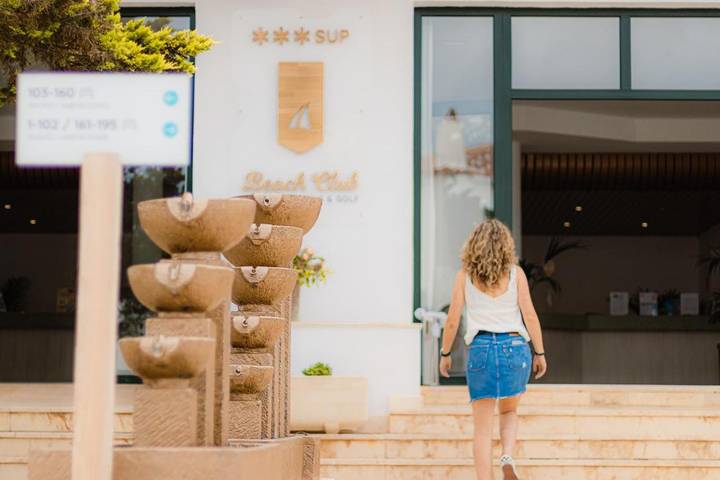 Location de vacances pour 3 personnes, avec jardin et piscine ainsi que vue et bassin pour enfant, adapté aux familles à Son Parc - 4