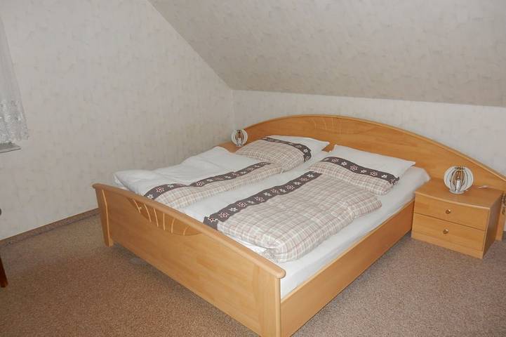 Ferienwohnung für 4 Personen, mit Garten in Spremberg - 2