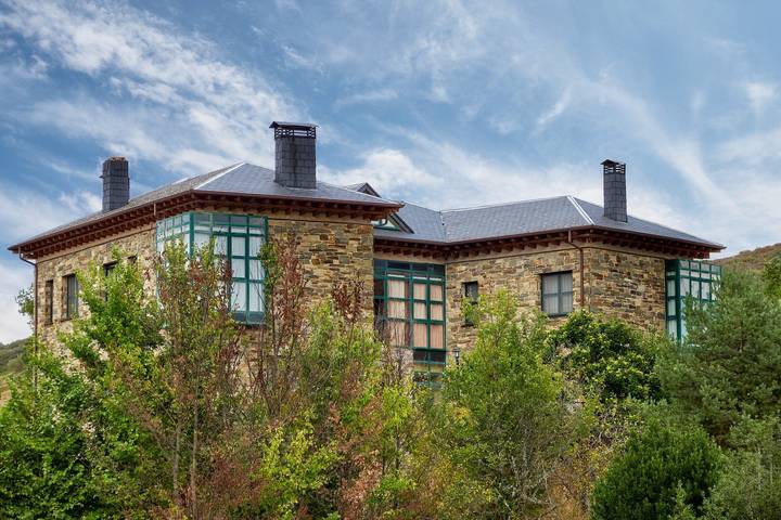 Chalet para 22 personas, con jardín - 1