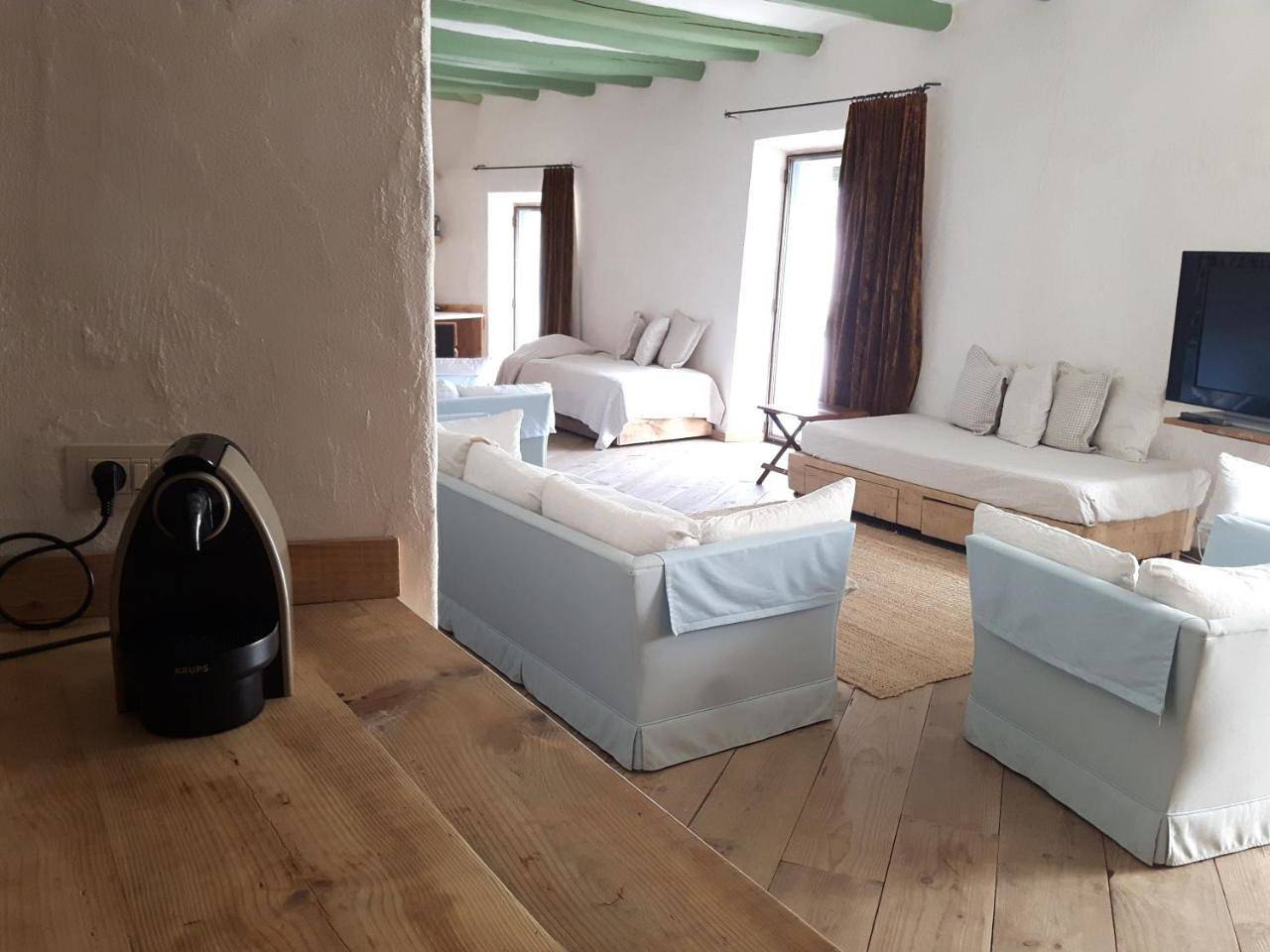 Entire apartment, Apartment with Sea View in Platja des Poal (Cadaques), Cadaques