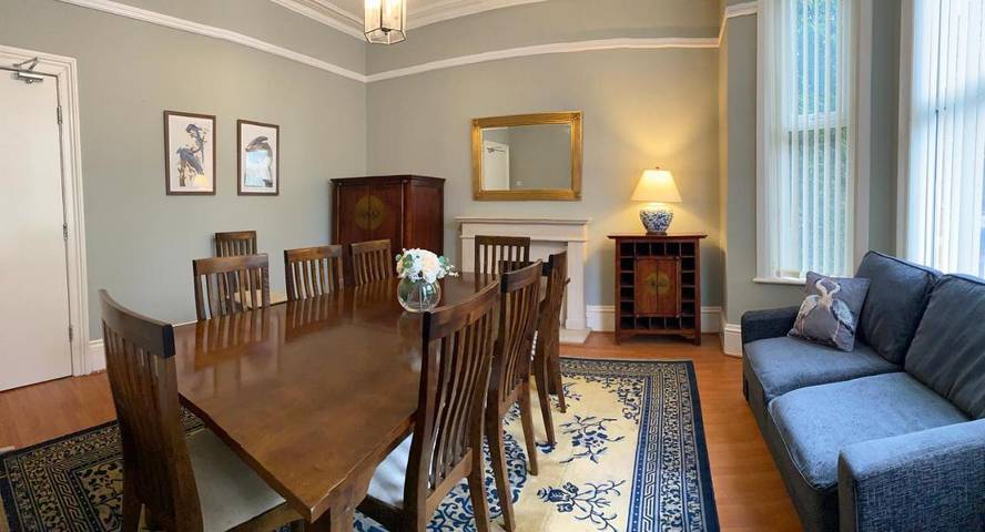 Ferienhaus für 15 Personen, mit Terrasse und Garten sowie Seeblick und Ausblick in Liverpool