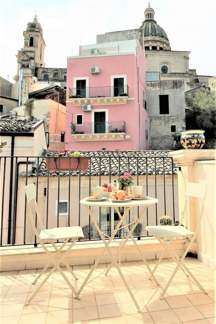 Ferienwohnung für 2 Personen, mit Balkon und Terrasse sowie Ausblick