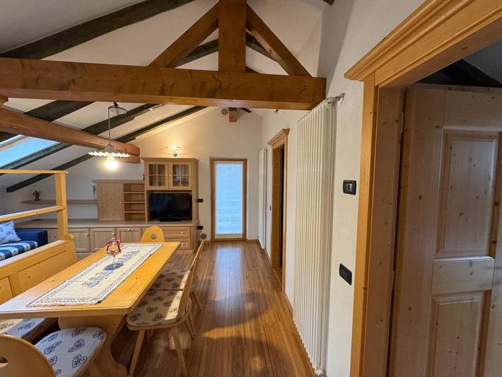 Gîte pour 4 personnes, avec vue et terrasse dans Varena - 2