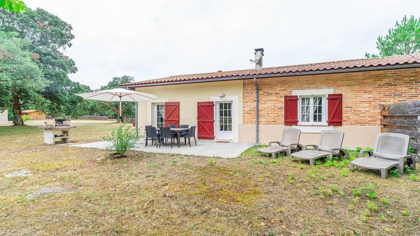 Gîte pour 4 personnes, avec terrasse et jardin