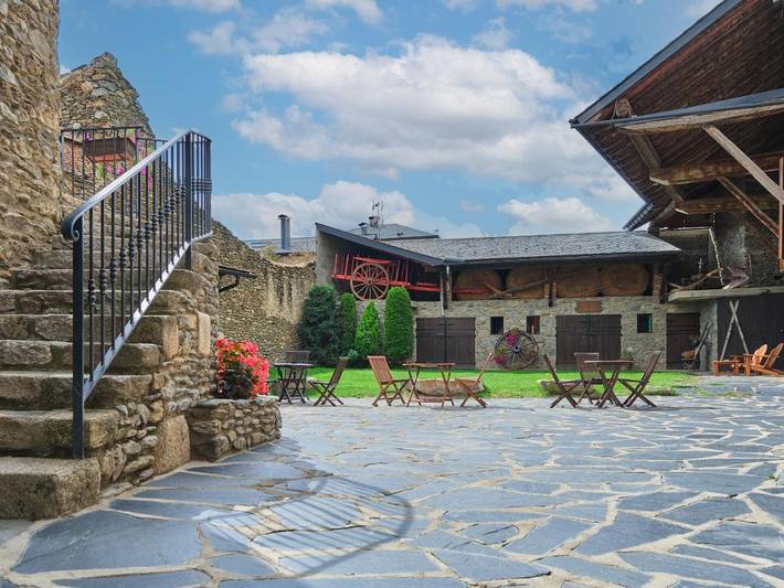 Casa rural para 2 personas, con terraza y jardín en Baixa Cerdanya - 4