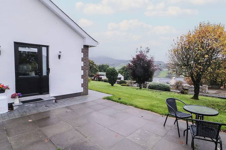 Holiday rental for 4 people, with garden, with pets in Newry