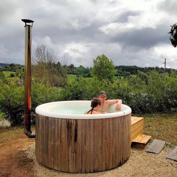 Gîte pour 4 personnes, avec jardin et jacuzzi, adapté aux familles à Fort-du-Plasne - 2
