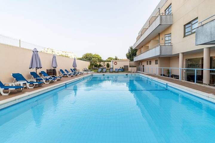 Hôtel pour 2 personnes, avec jacuzzi et jardin ainsi que piscine et sauna à Esmoriz
