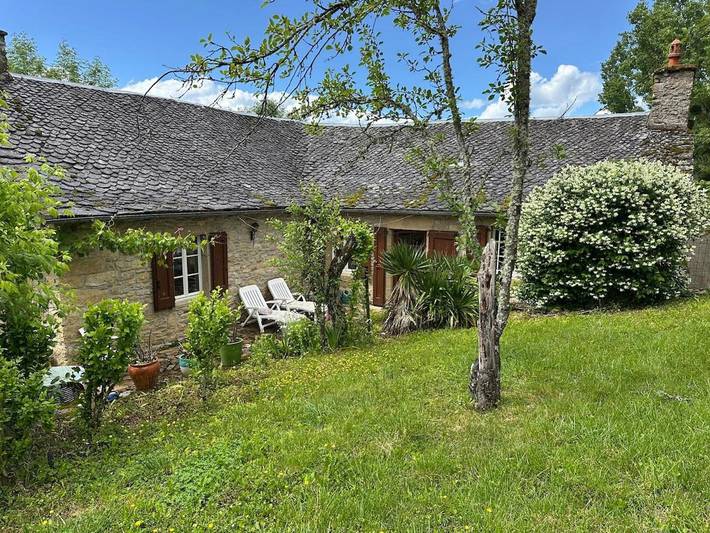 Location de vacances pour 6 personnes, avec Terrasse ainsi que Jardin et Vue à Coubisou