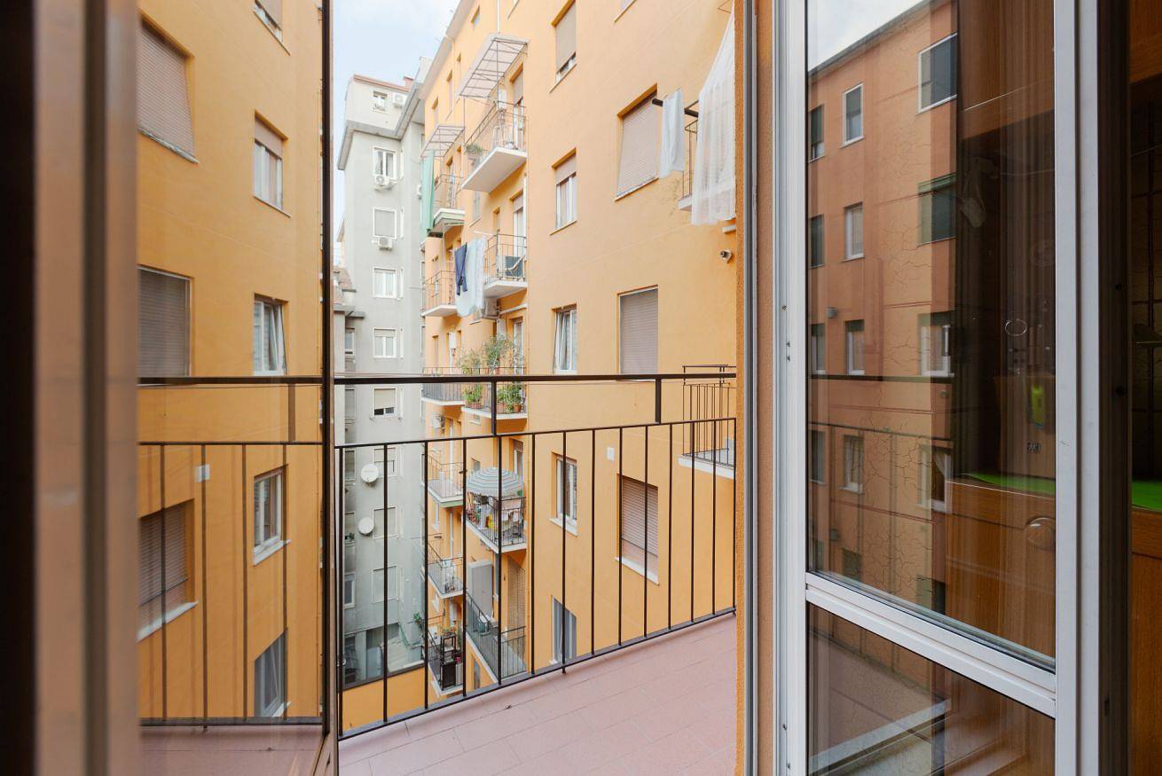 Appartamento intero, Apt con balcone- M3 Maciachini in Milano, Provincia di Milano