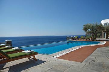 Hôtel pour 2 personnes, avec jardin ainsi que vue et piscine dans Platis Gialos Sifnos
