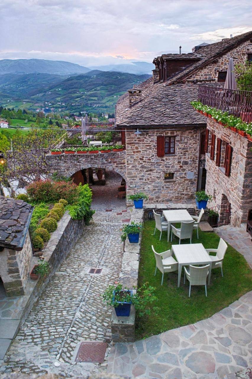 Borgo Casale in Albareto, Apennin Parmensan