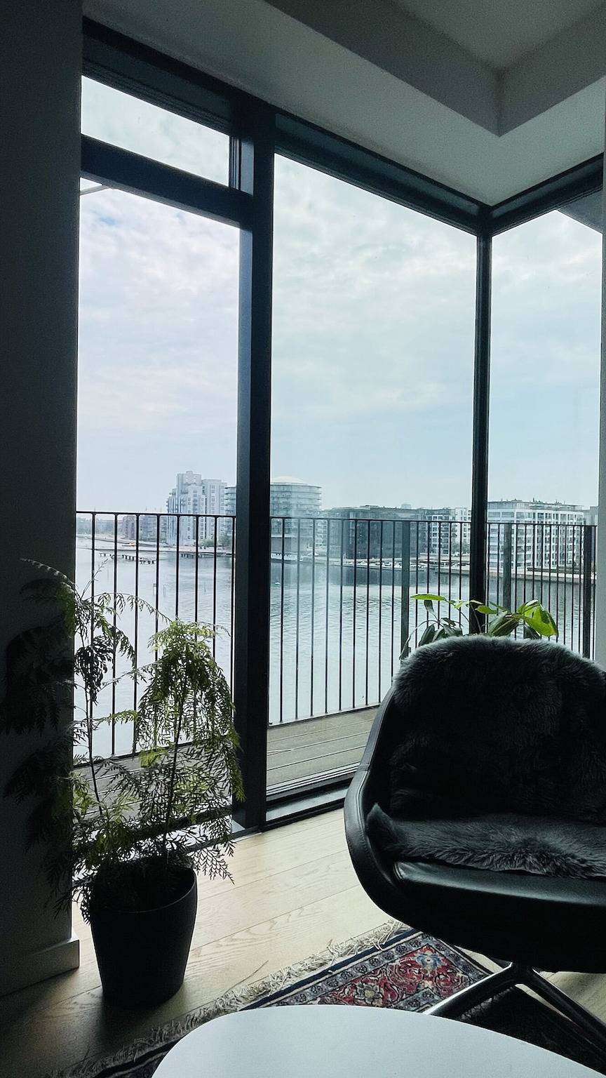 Geheel appartement, Vakantieappartement voor 2 personen met balkon in Hovedstaden