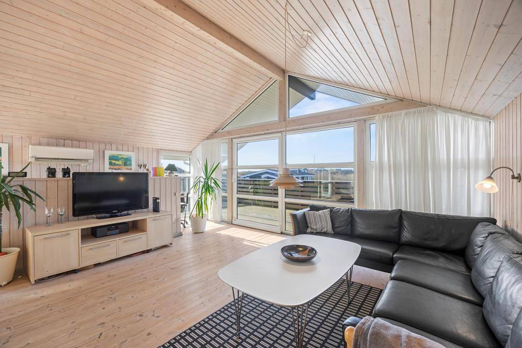 Schönes Ferienhaus auf Fanø mit Sauna und Whirlpool in Rindby, Wadden Sea National Park