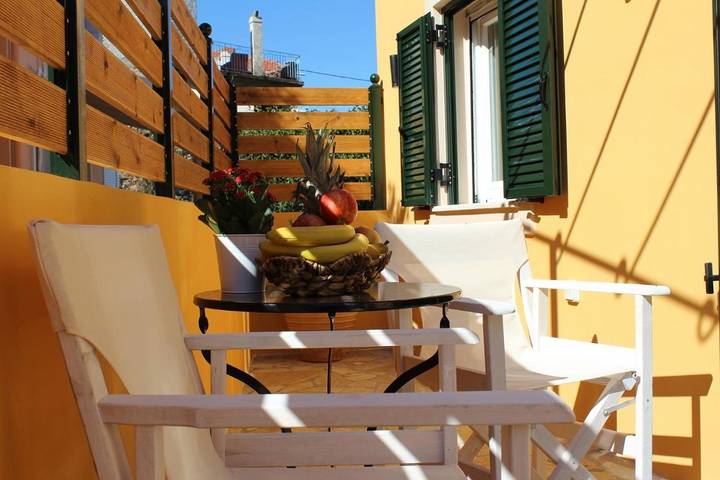 Gîte pour 3 personnes, avec Balcon ainsi que Terrasse et Jardin dans Liapádes - 3
