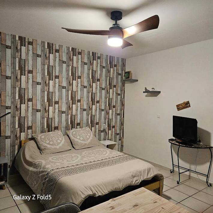 Appartement de vacances pour 2 personnes, avec Balcon et Terrasse ainsi que Jardin et Piscine
