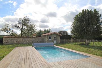 Gîte pour 9 Personnes dans Saint-Mathieu, Région de Rochechouart, Photo 1