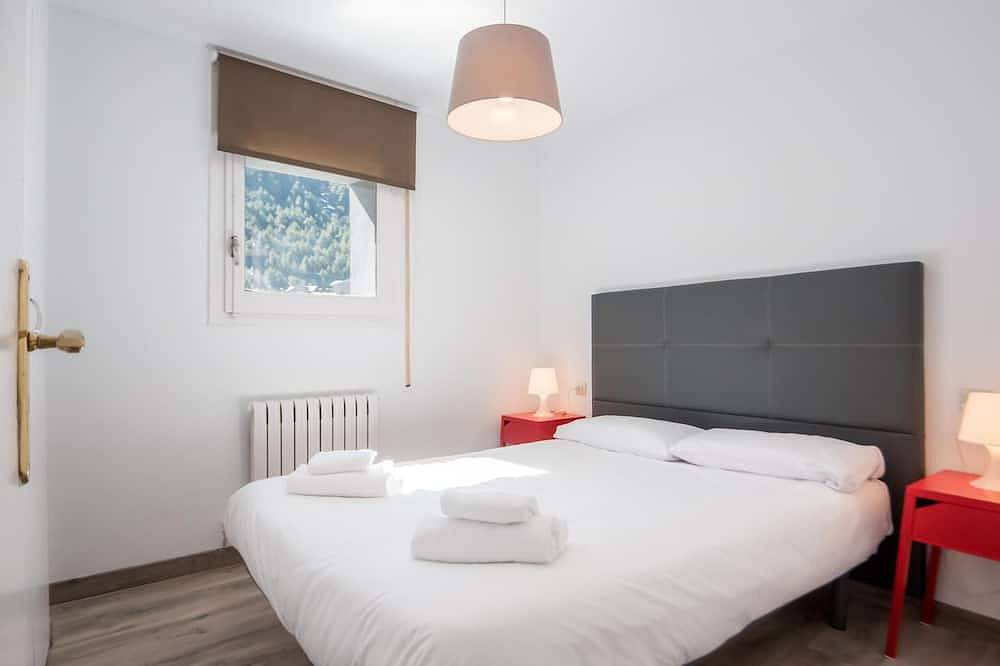 Entire apartment, Nice 3 Bedroom Apartment for 6 people, Incles. C.Pep 5 in Incles, Soldeu