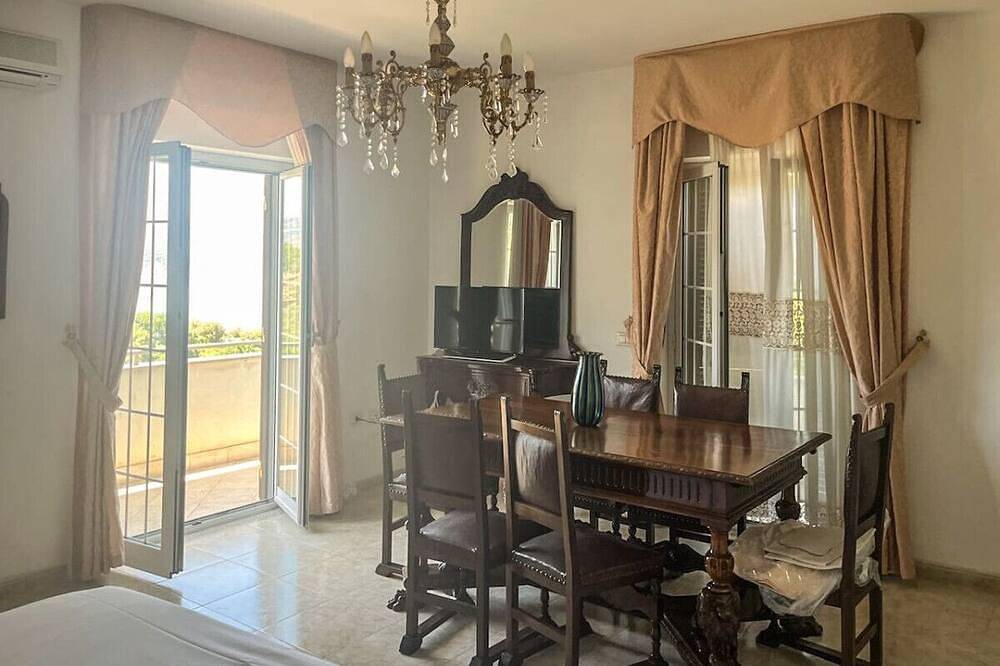 Hssoverato - Camera Matrimoniale in Soverato, Catanzaro Provinz