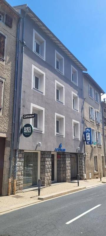 Hôtel pour 3 personnes, avec jardin et terrasse, animaux acceptés à Yssingeaux