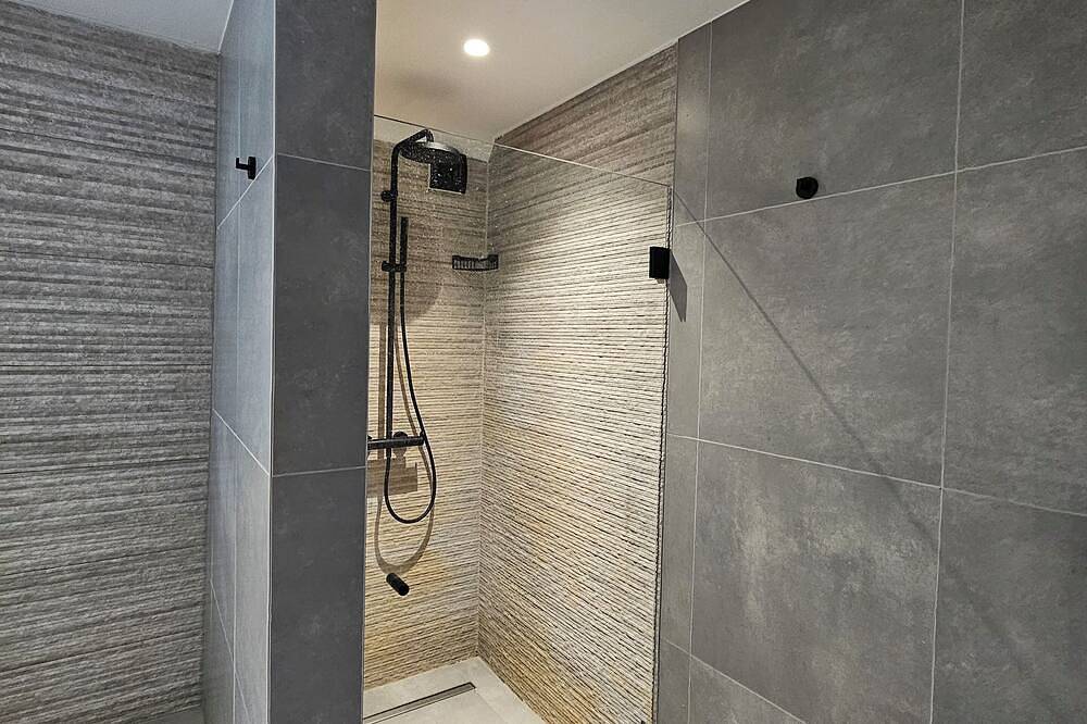 Room with double bed (4) in Gent, Ostflandern