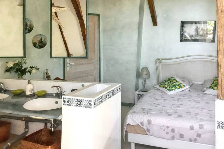 Gîte pour 15 personnes, avec Jacuzzi ainsi que Jardin et Sauna à Saint-Genès-du-Retz - 3