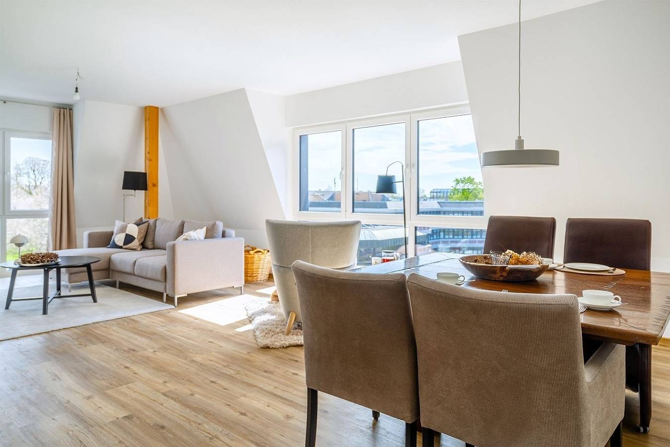 Entire holiday apartment, Sonniges City-Apartment mit Terrasse über den Dächern von Aurich in Aurich, Landkreis Aurich