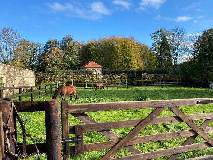 Location de vacances pour 8 personnes, avec vue sur le lac ainsi que vue et jardin à Pierrefitte-en-Auge - 2