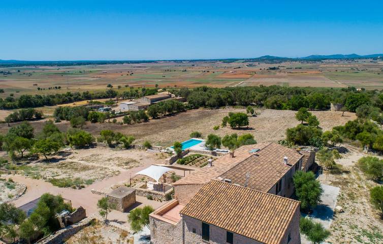 Acogedor apartamento con piscina y barbacoa en Vilafranca de Bonany in Villafranca de Bonany, Interior de Mallorca