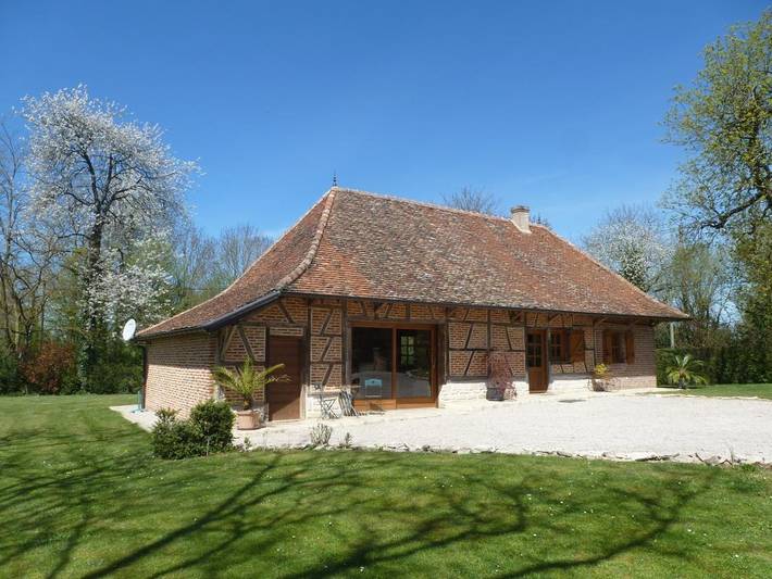 Gîte pour 6 personnes, avec Terrasse et Jardin