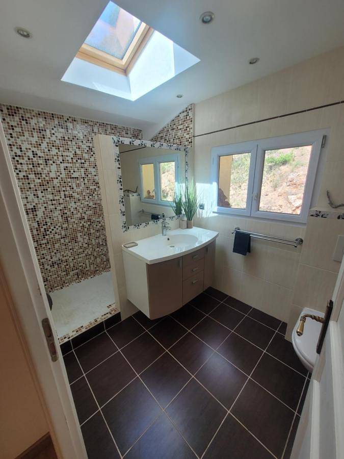 Chambre d’hôte pour 2 personnes, avec terrasse et vue à Lorgues - 3