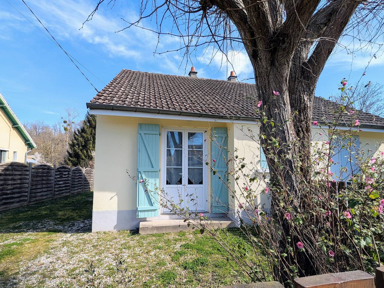 Ferienhaus an der Creuse mit Privatparkplatz in Ceaulmont in Ceaulmont, La Châtre und Umgebung