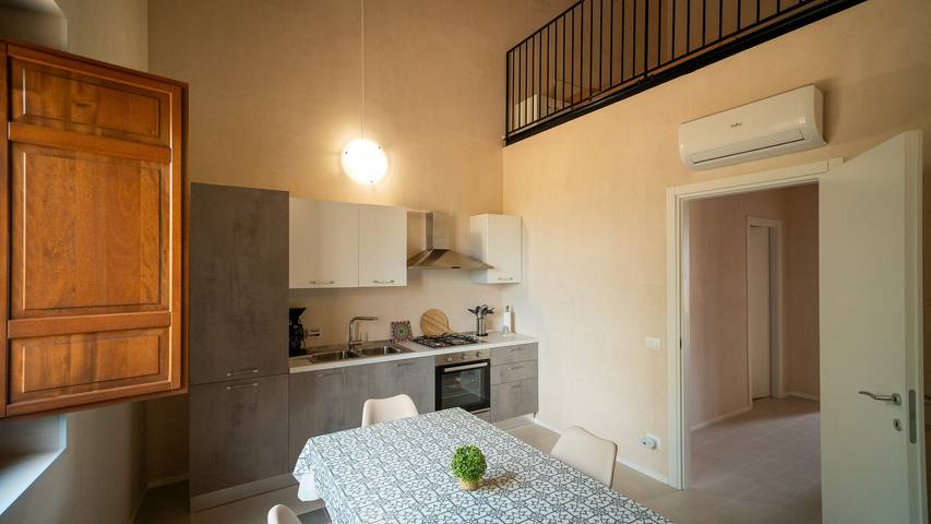 Ferienwohnung für 4 Personen, mit Garten in Vittoria