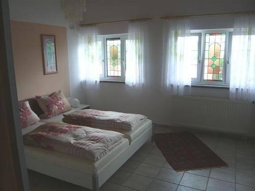 Ferienwohnung für 5 Personen, mit Balkon und Garten in Freiburg - 4