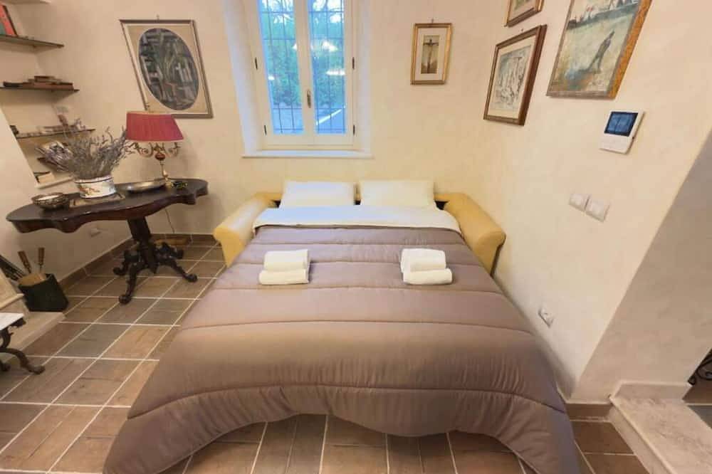 Splendida villa indipendente per 10 persone con Wifi, vasca idromassaggio, A/C, Tv e patio in Montepulciano, Siena e dintorni